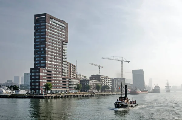 Rotterdam Nizozemsko Září 2022 Pohled Řeky Nieuwe Maas Lloydpier Která — Stock fotografie