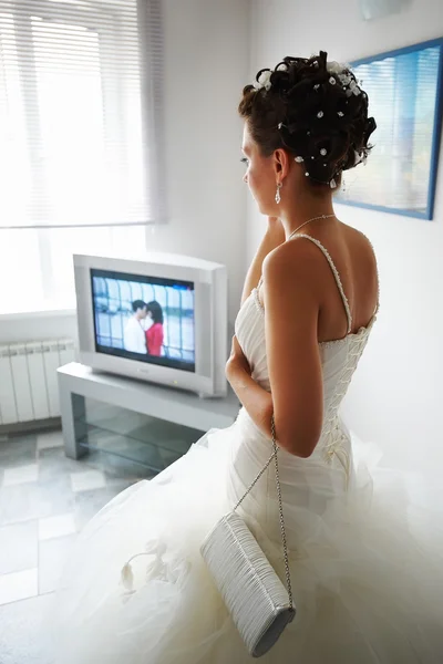 Braut erwartet den Bräutigam — Stockfoto