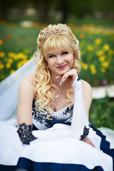 Beautiful bride — Stock Photo, Image