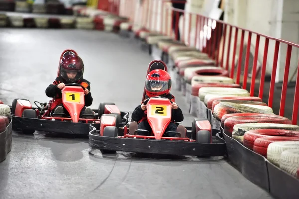 Competição para crianças karting — Fotografia de Stock