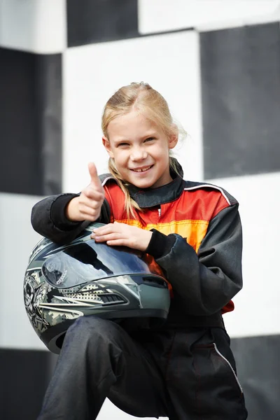 Menina feliz no karting — Fotografia de Stock