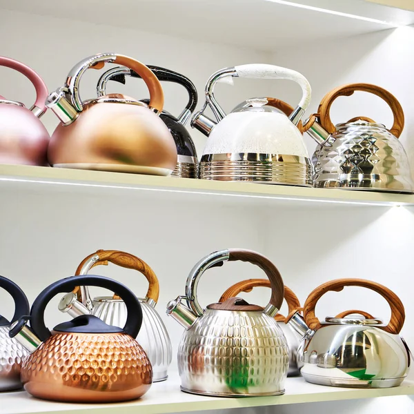 Steel Kettle Store Household Goods — Foto Stock