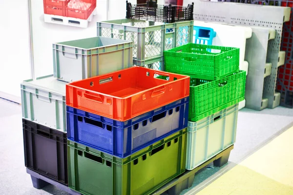 Πλαστικά Κουτιά Για Μεταφορά Εμπορευμάτων Και Εμπόριο — Φωτογραφία Αρχείου