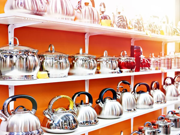 Enameled Kitchen Stock Pots Teapots Store — Stockfoto