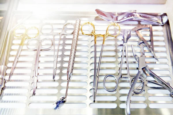 Стоматологические Инструменты Ножницы Зажимы Зеркала — стоковое фото