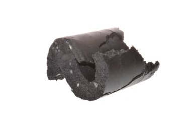 basılmış kömür beyaz arkaplanda izole edildi