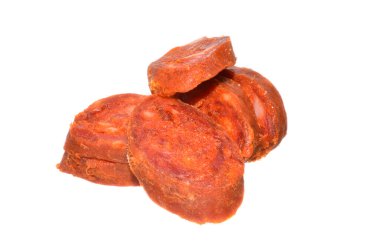 sosis beyaz arkaplanda izole