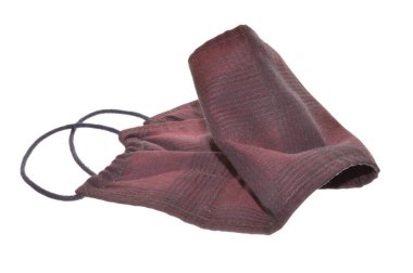 Tıbbi maske beyaz arkaplanda izole edildi