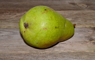 armut beyaz arkaplanda izole edildi