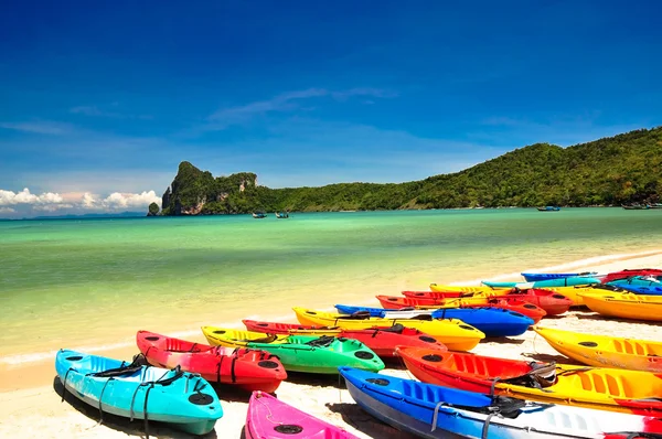 Colored boats on the beach — Stock Photo, Image