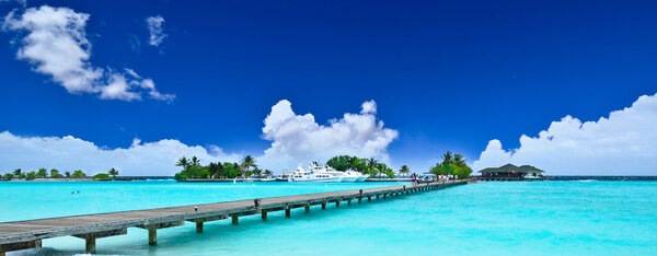 Path to beautiful island