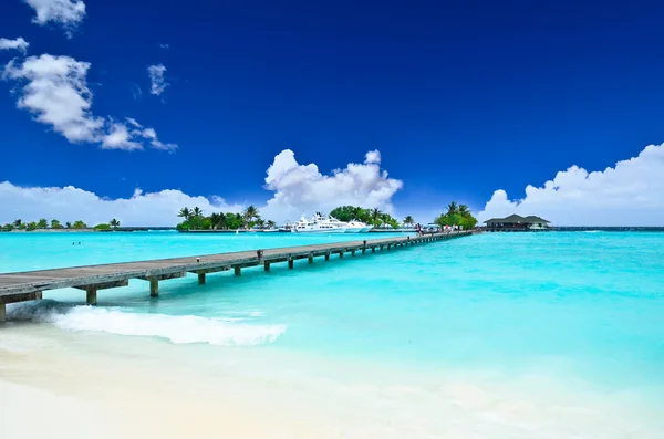 Path to beautiful island — Stock Photo, Image