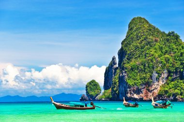 plaj dağ manzarası