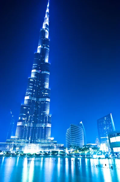 Dubai centro e Burj Khalifa — Fotografia de Stock