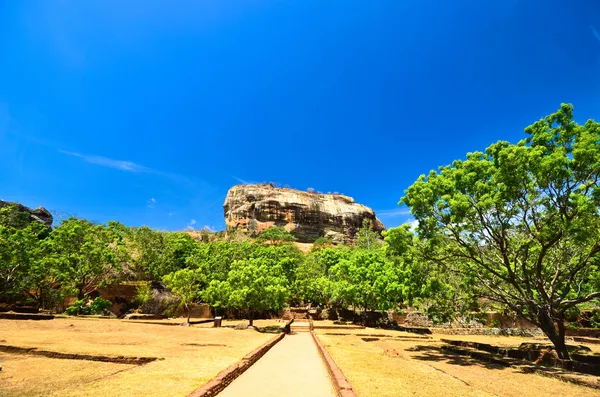 斯里兰卡的Sigiriya Rock — 图库照片