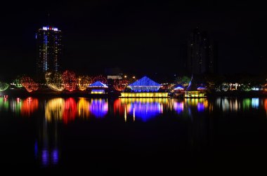 Colombo, gece