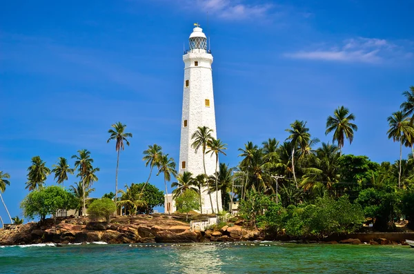 Hermoso faro y playa —  Fotos de Stock