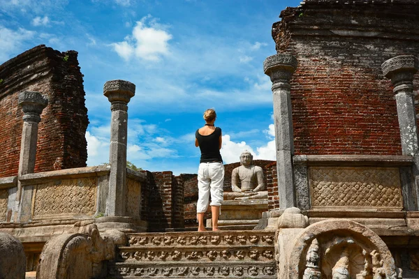 Antik polonnaruwa şehir sri Lanka — Stok fotoğraf