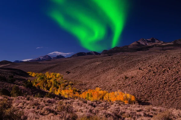 Aurora boreale verde aurora boreale — Foto Stock