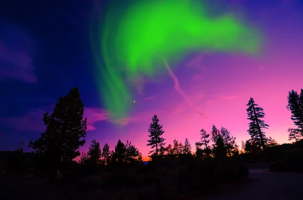 Severní polární záře, aurora borealis — Stock fotografie