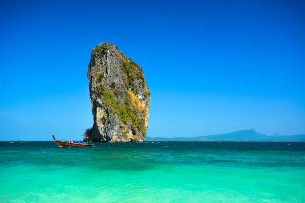 Bela paisagem oceânica na Tailândia — Fotografia de Stock