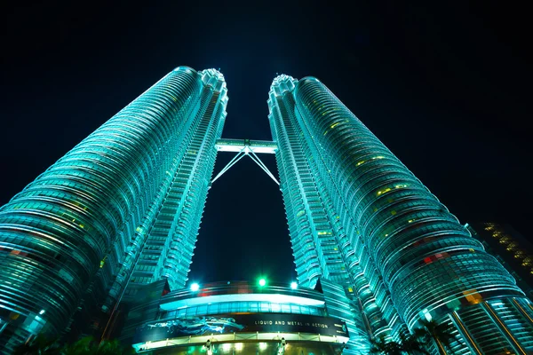 Weergave van de petronas twin towers — Stockfoto