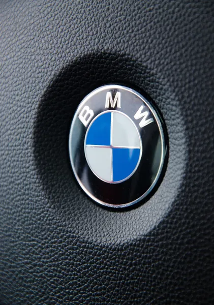 VIRGINIA, EUA - OUTUBRO 20, 2012: Foto do logotipo da BMW na Virgínia, EUA — Fotografia de Stock