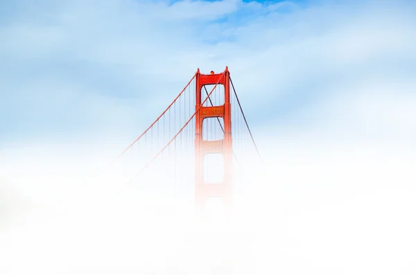 Golden Gate surrounded by fog — Stock Photo, Image