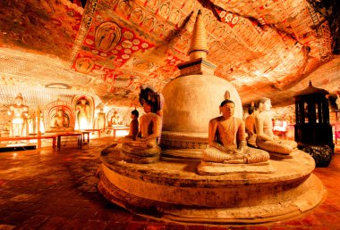 Buda heykelleri dambulla mağara Tapınak
