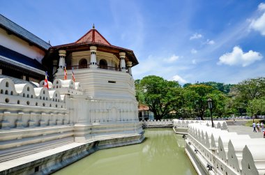 Diş, Kandy Tapınağı