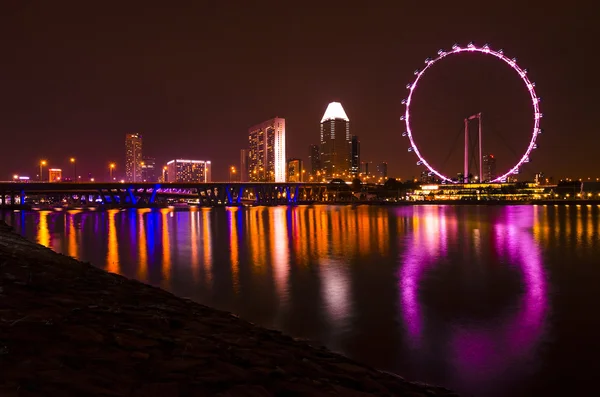 Singapore Flyer à noite — Fotografia de Stock