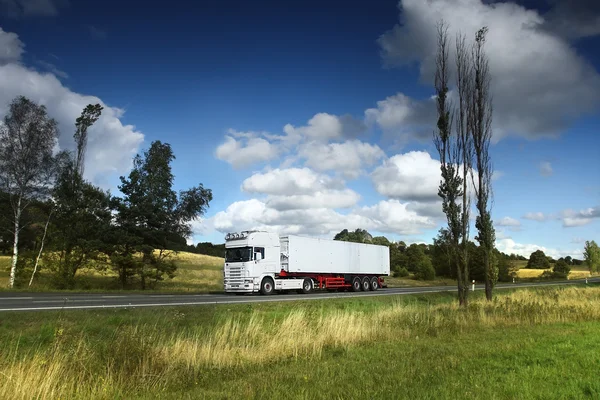 Truck on the road — Stock Photo, Image