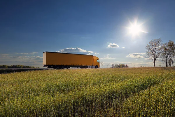 Landscape Moving Truck Highway Sunset — Fotografia de Stock