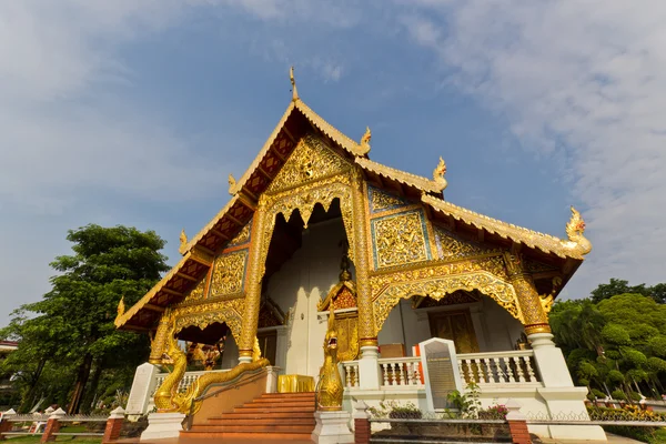 Thaise boeddhistische architectuur — Stockfoto