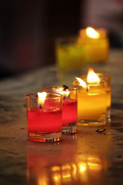 insanlar, Tapınak, Tayland tapınak, mumlar, yumuşak odak