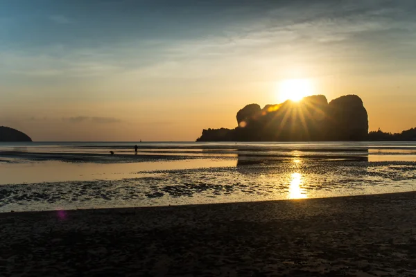 siluet ve gün batımı
