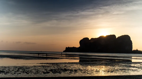 siluet ve gün batımı