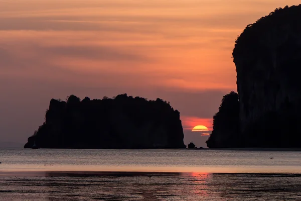 siluet ve gün batımı