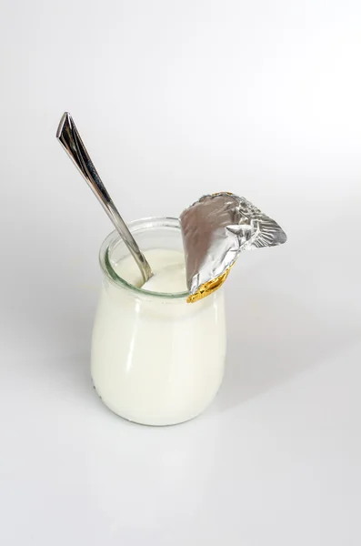 Joghurt mit Löffel 5 — Stockfoto