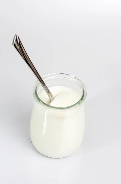 Yoghurt med sked 3 — Stockfoto