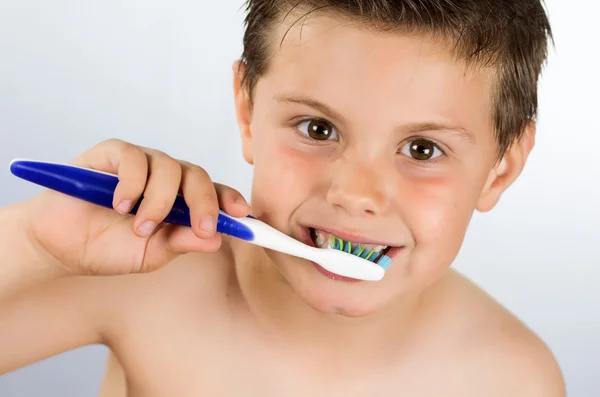 Child washing his teeth 5 — Stock Photo, Image