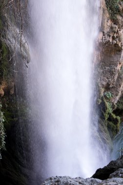 şelale 12