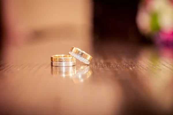 Wedding rings — Stock Photo, Image