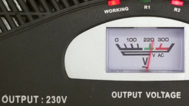 Analog 230v avr açar ve kapatýr.