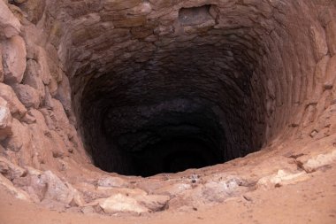 Suudi Arabistan, Ushaiqer Miras Köyü 'nde bir kuyu.