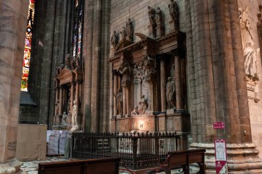 Milano Katedrali 'nin içi (Duomo di Milano)) 