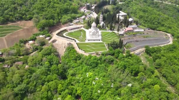 Drone Câmera Voa Para Frente Sobre Monastery Nino Bodbe Geórgia — Vídeo de Stock