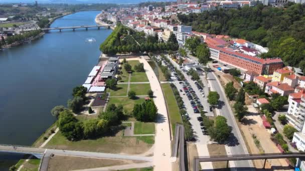 Camera Drone Flies Right Bank Mondego River Coimbra Portugal — Video