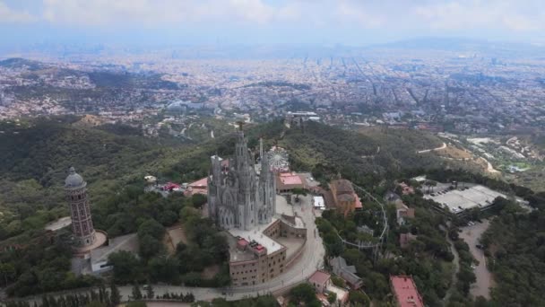 Camera Drone Flies Temple Sacred Heart Jesus Tower Waters Two — Video Stock