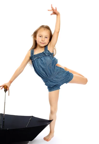 Girl and umbrella — Stock Photo, Image